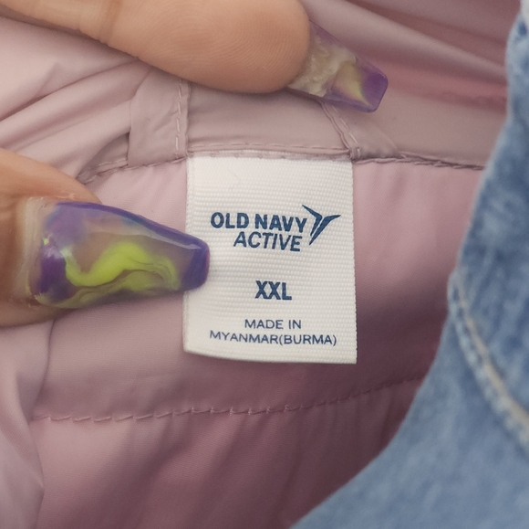 Packable Puffer Jacket in Lilac - Picture 8 of 14